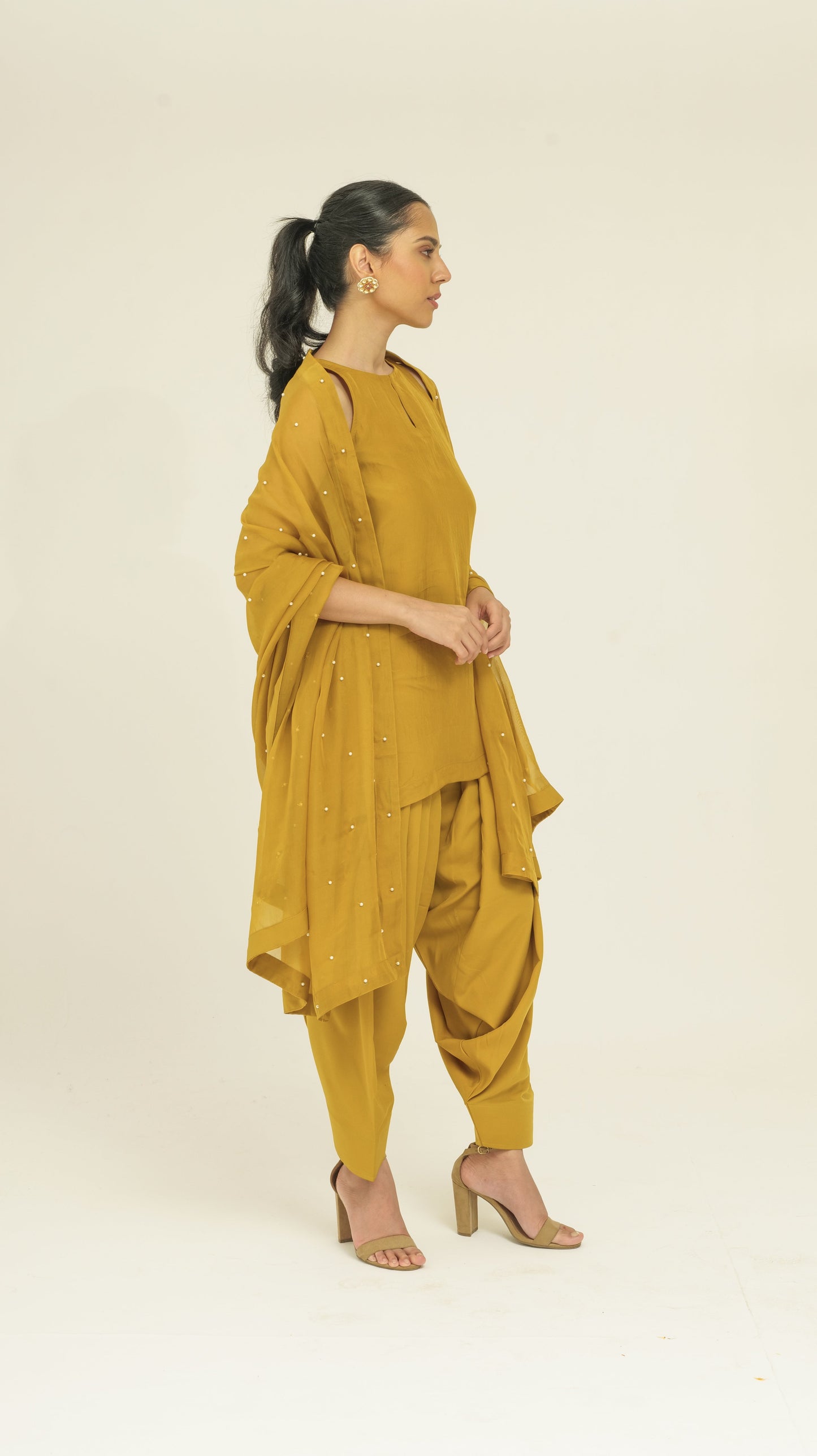 Chamak Dirty Yellow organza set