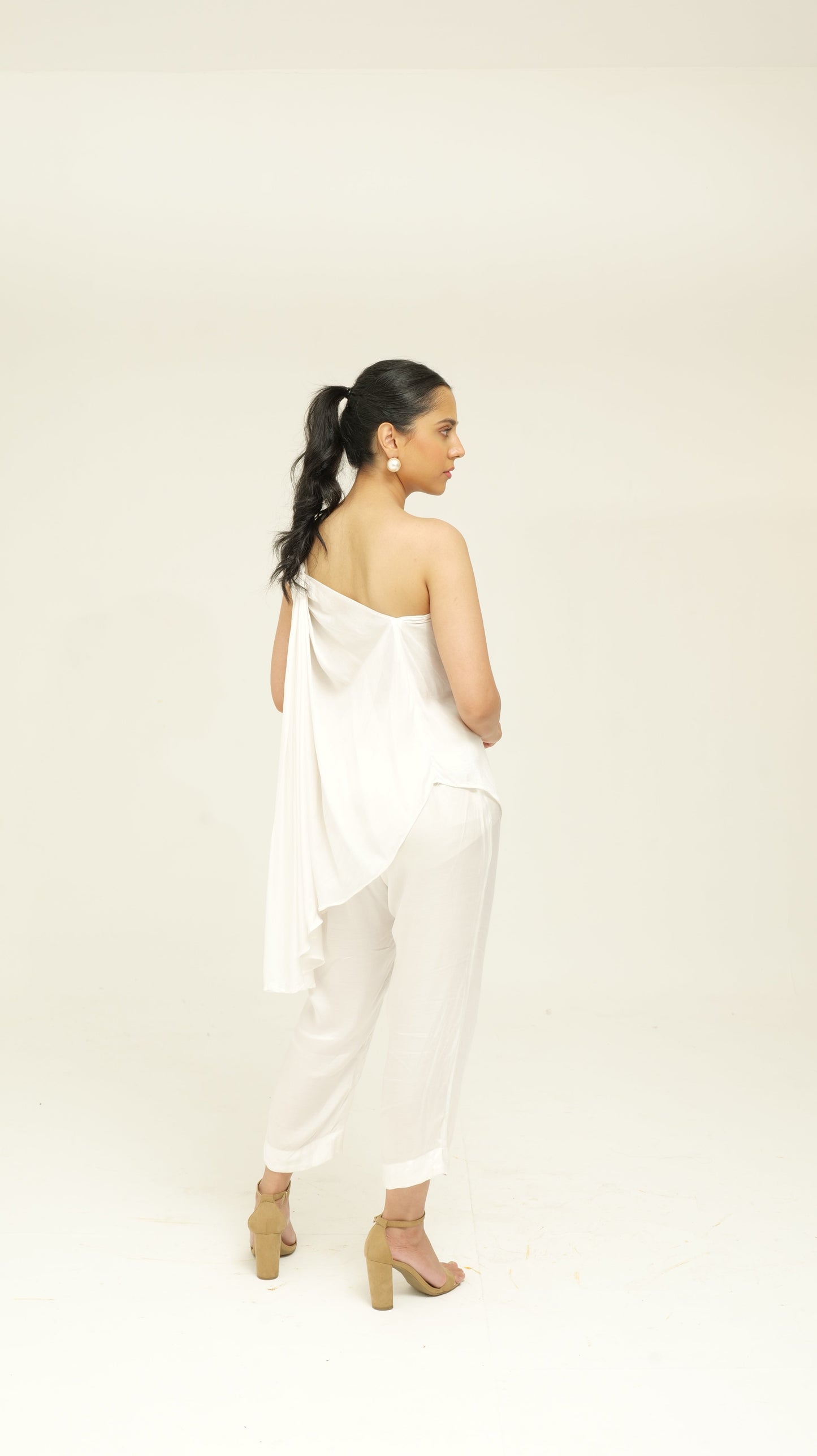 Tamanna Satin Ivory set