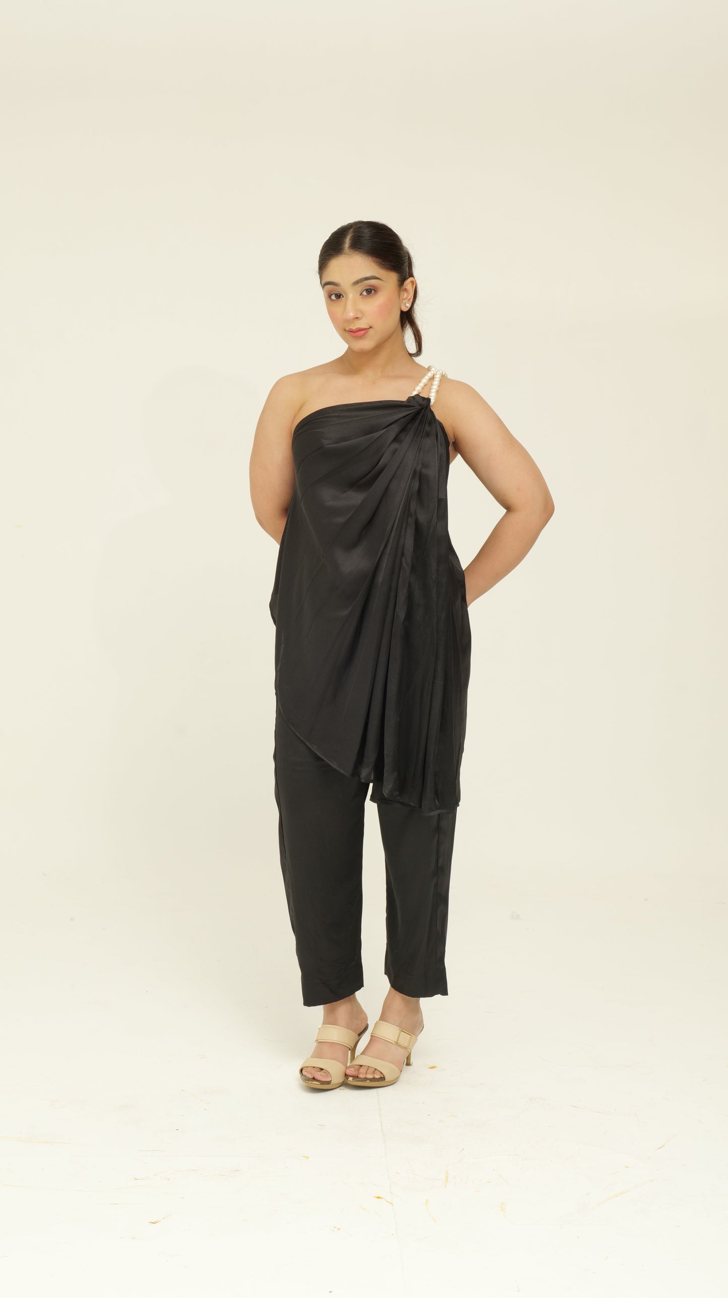 Tamanna Satin Black set