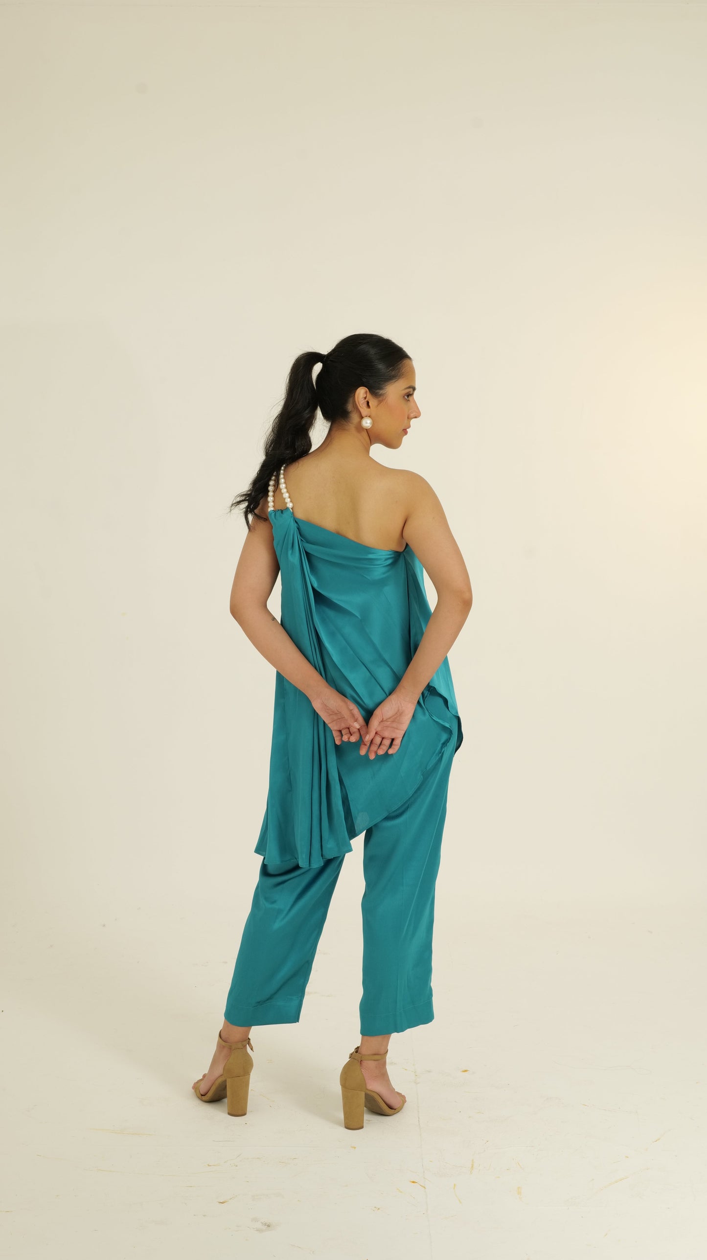 Tamanna Satin Ferozi set